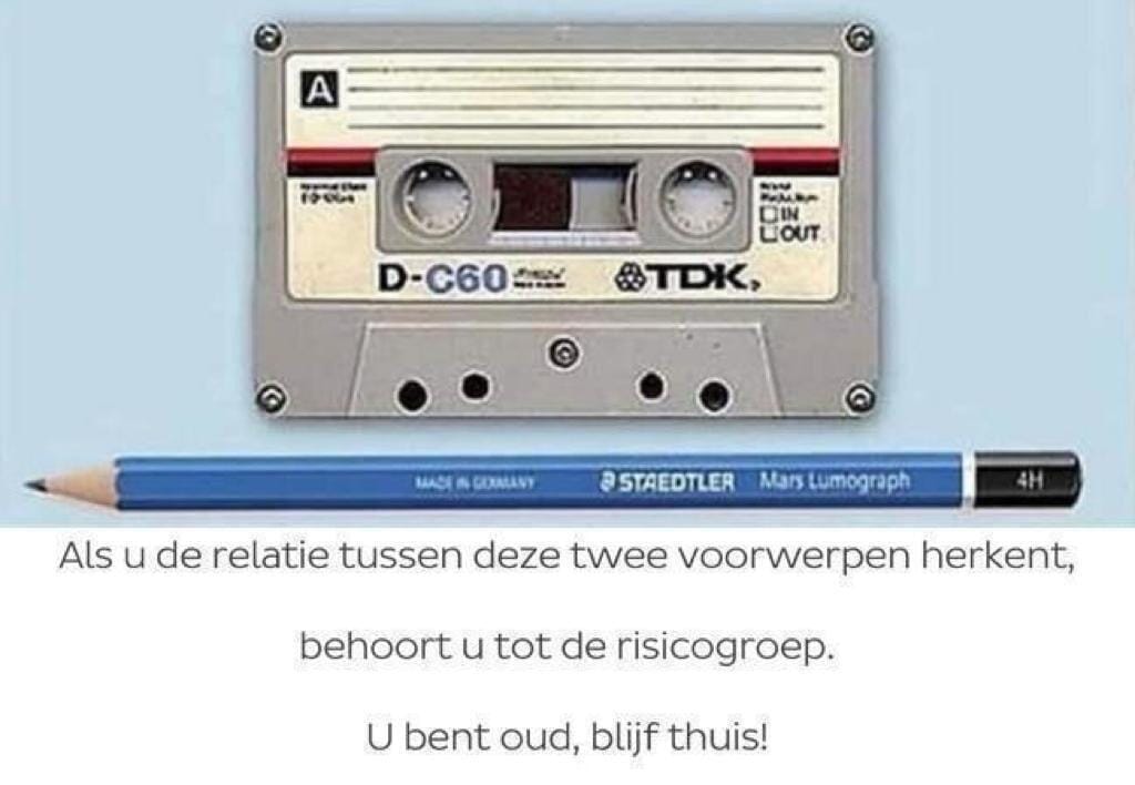 Casettebandje En Potlood