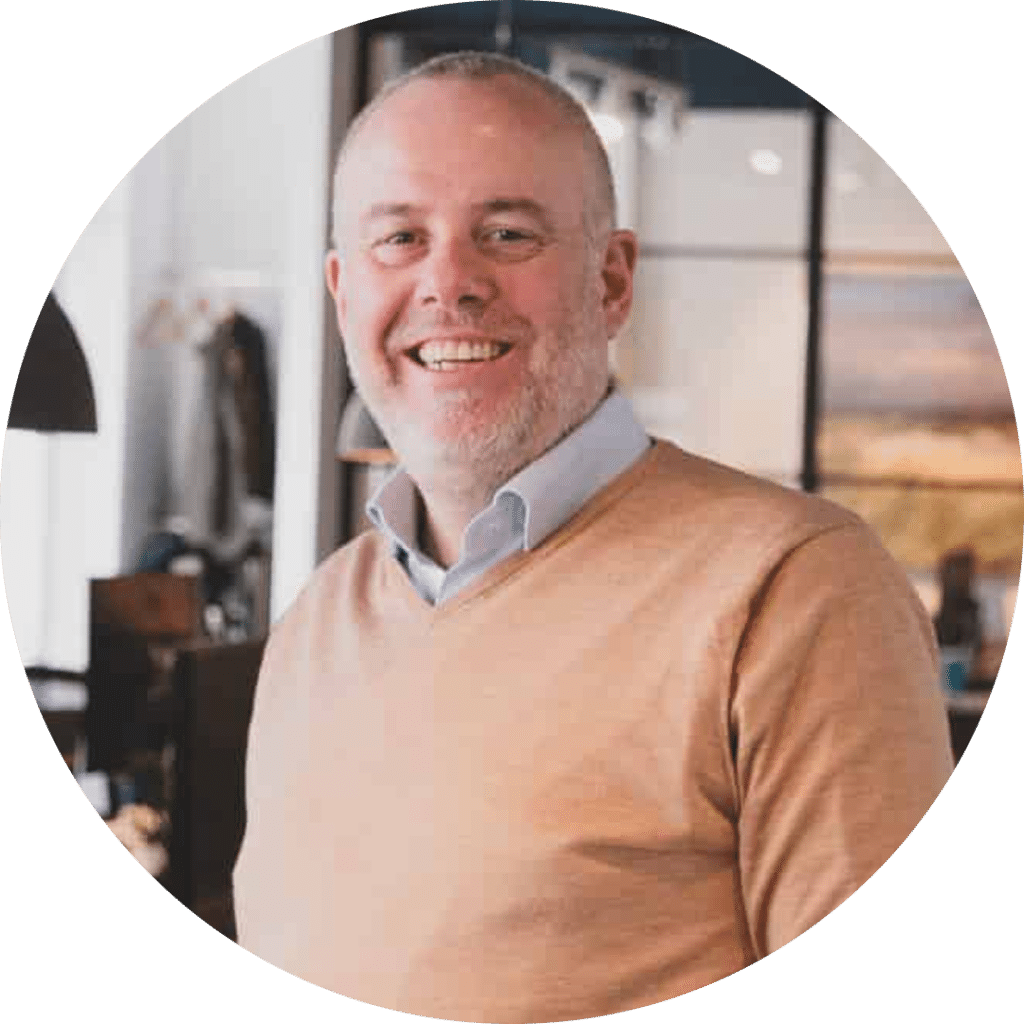 Jochem van loon op kantoor